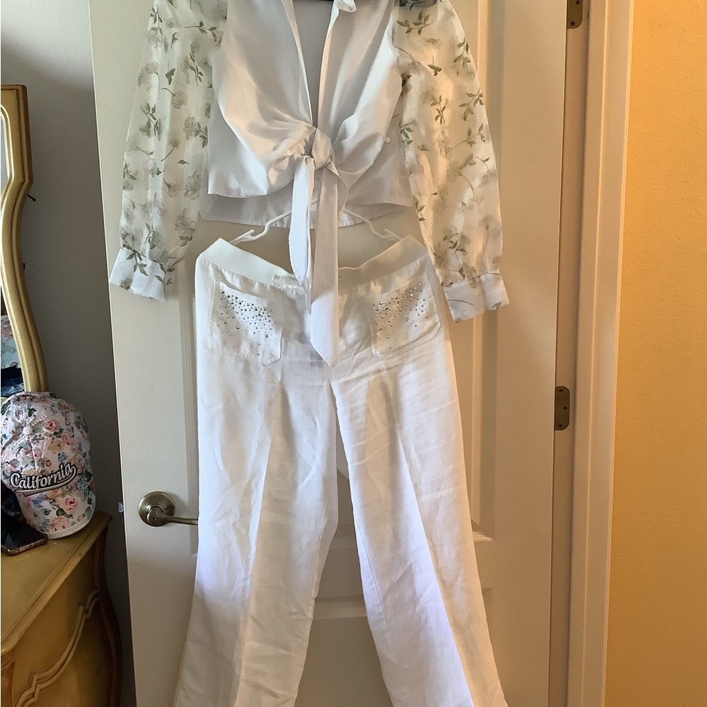 Live For Truth Top sheer sleeves blouse with International concepts Pants